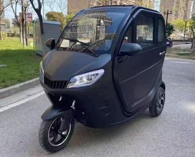Electric Personal Transportation Vehicles Mini Scooter Trike